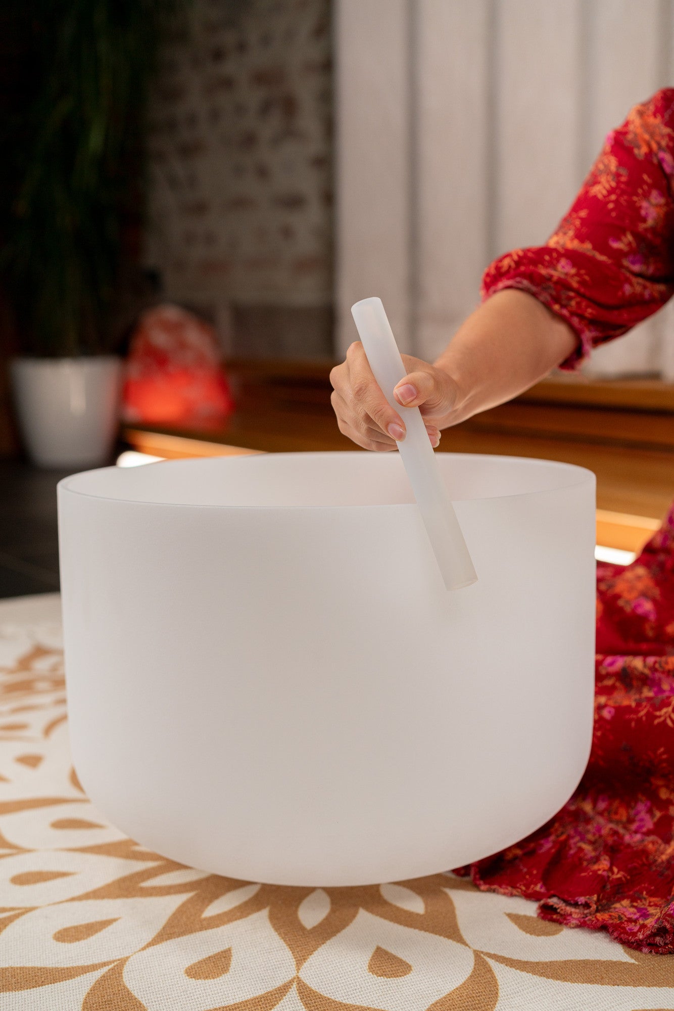 Campana in cristallo di quarzo bianco da 16'' | Nota C3 - Chakra della Radice