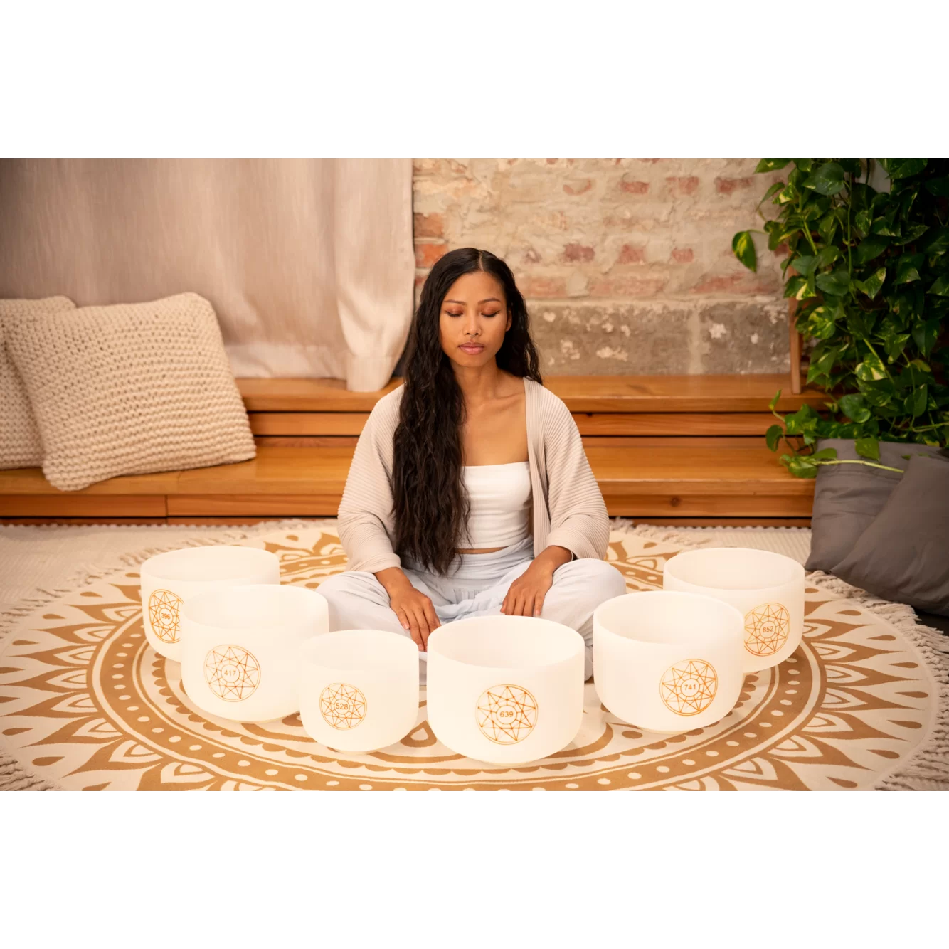 7 E Note 440Hz Perfect Pitch Clear Quartz Crystal Singing Bowl Crystal 7 E Note 440Hz Perfect Pitch Clear Quartz Crystal Singing Bowl Crystal
