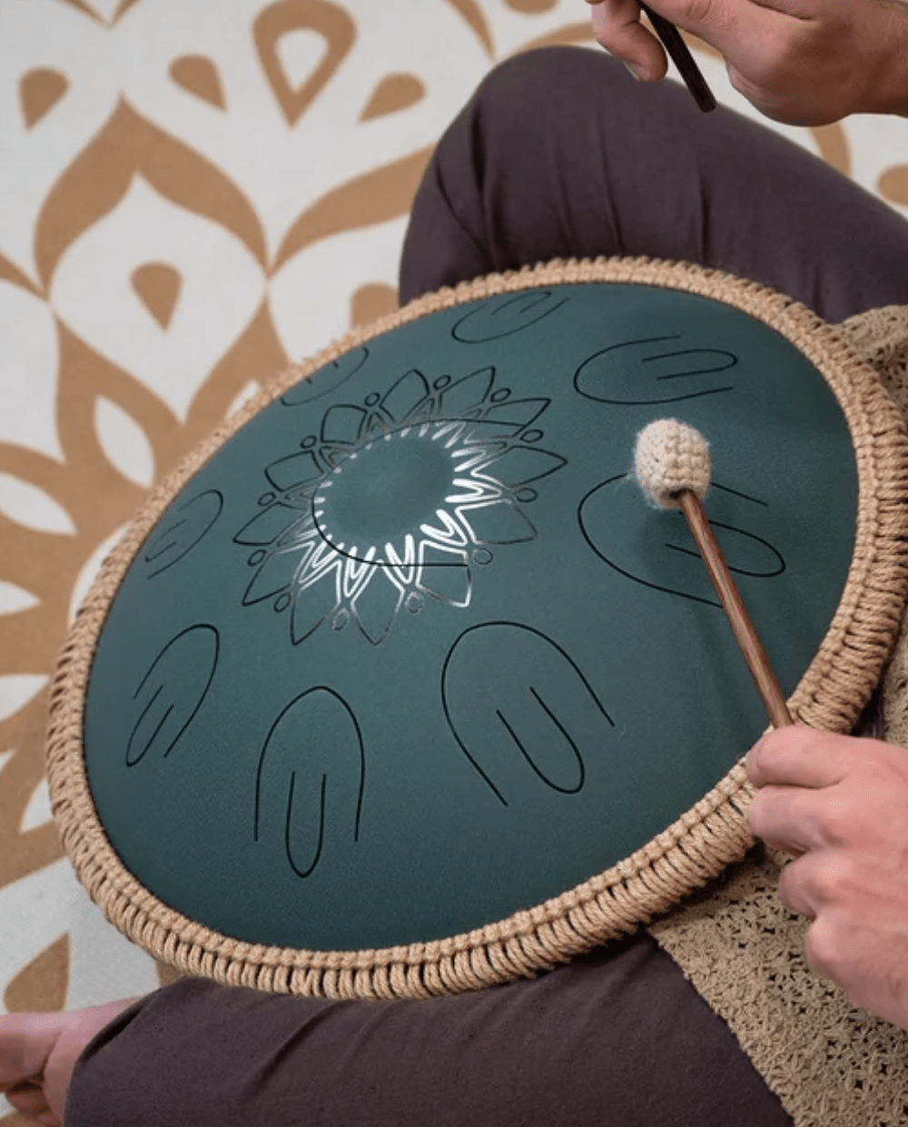 Octave Steel Tongue Drum 16” – F Major – 9 Note – 432 Hz – Dark Green - VibraSonic Music Store