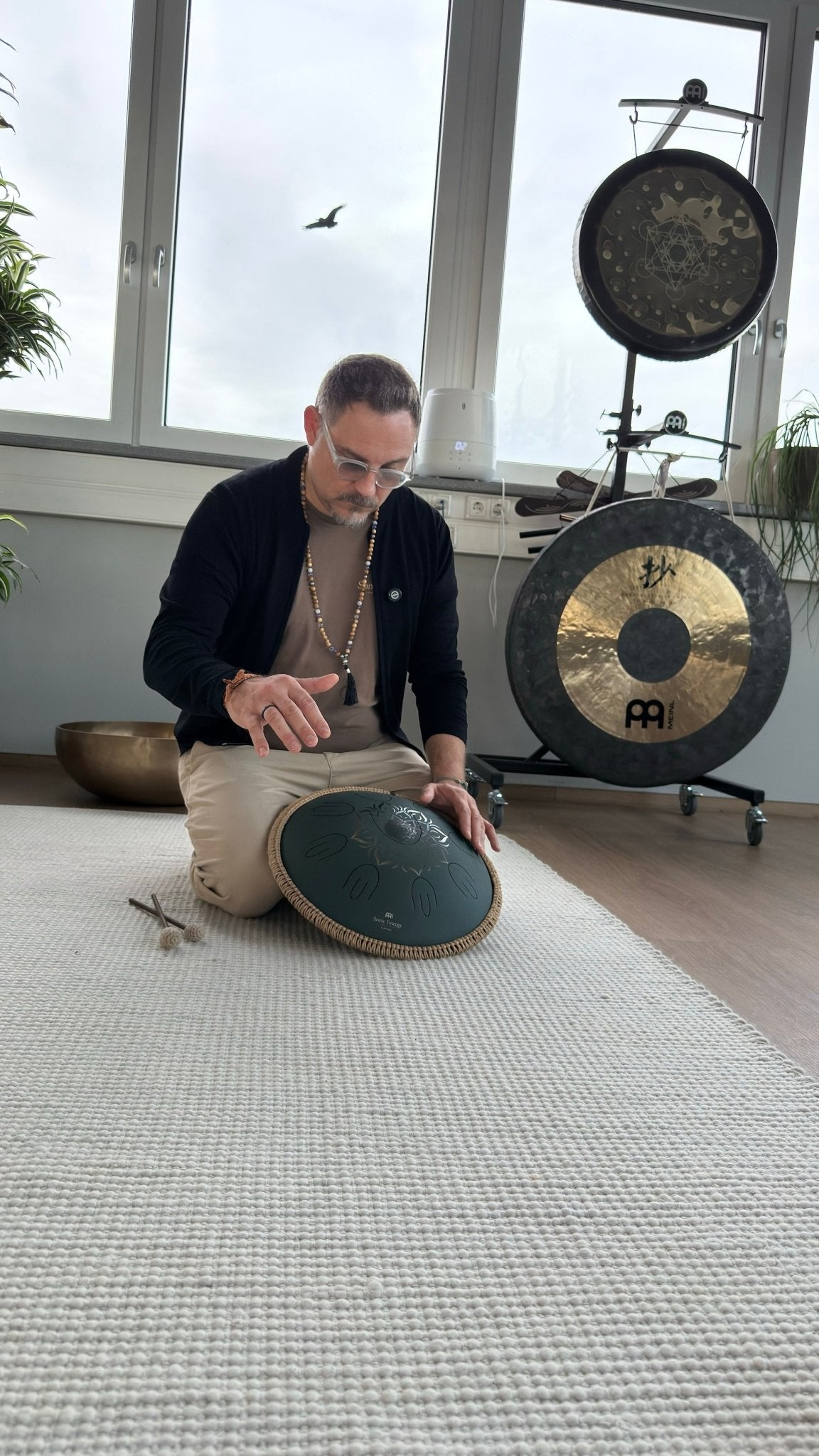 Steel Tongue Drum Octave 432 Hz – F Minor 9 Note Verde Scuro Inciso - VibraSonic Music Store